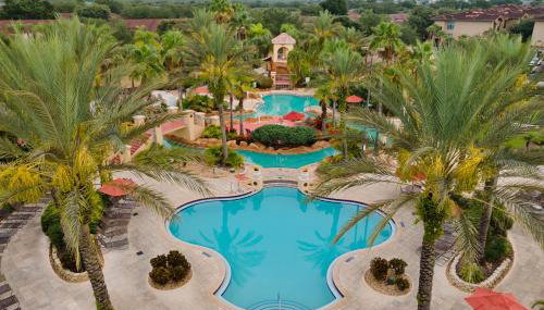 Great Town Home with Lazy River - Foto 5