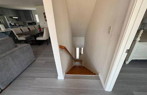 Newly Renovated Lakefront with Dock - Foto 51