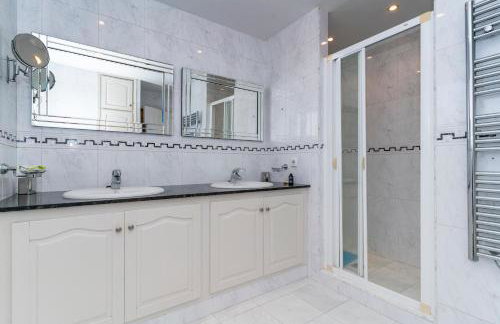 Casa Honiol, private and spacious villa with sea views - Foto 21