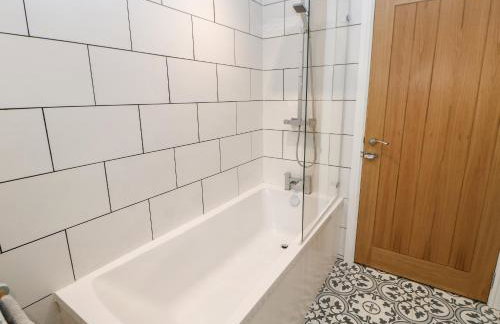 Folly Lodge - Photo 20