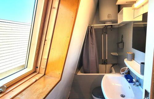 Studette 3 pers - Pied des pistes, commerces à pied, calme, parking, TV, baignoire, sans animaux - FR-1-393-170 - Foto 5