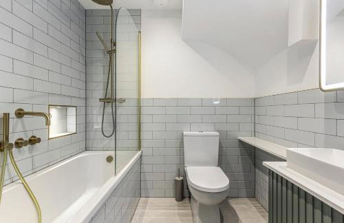 Large Modern Family Wandsworth Home - Sleeps 12 - Foto 8