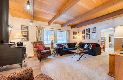 Mountain Cabin w/ Fireplace, Balcony & Easy Ski Access Bear Americana - Foto 13