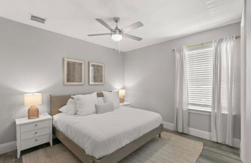NEW! Canopy Cove, Luxury Downtown Apartment Near Main St - Foto 12