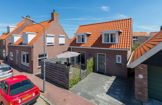 Holiday Home Near the Beach Zoutelande - Photo 1