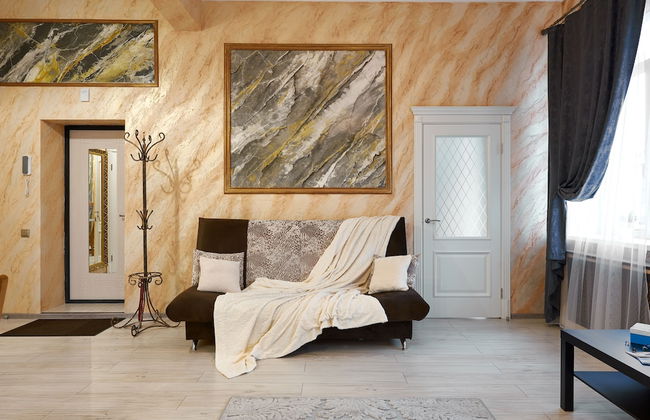 PaulMarie Apartments on Prs. Lenina - Photo 3