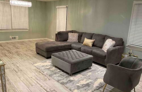 Renovated 3bedroom 2.5bath 2 story house w/ garage - Foto 10