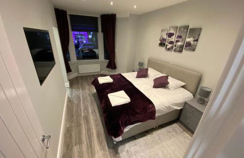 Edward Place Luxury Hot Tub Apartments - Foto 8