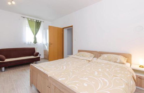 Amazing Studio In Kukuljanovo With Wifi - Foto 13