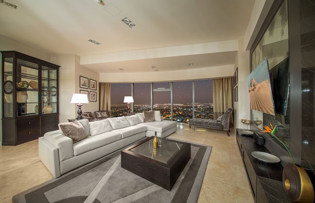 Sky Tower Apartments - Photo 35