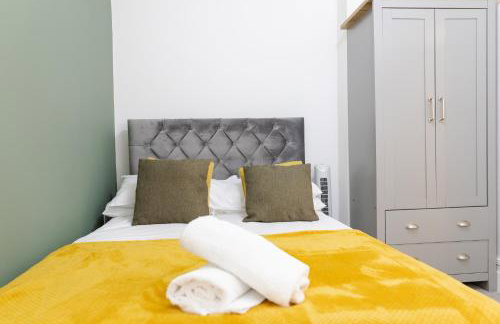 Bay City Studio Apartments - Foto 18