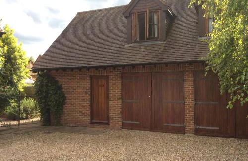 Studio in the Field - Photo 24