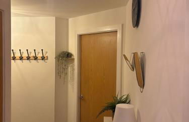 2 bedroom 2 bathroom ground floor apartment in central location - Foto 6