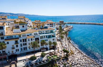 MARBELLA BANUS SUITES - Harbour Seafront Apartment - Foto 53