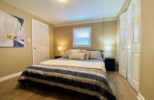 Spacious Home with Pet-Friendly Yard - Foto 14