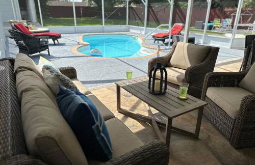 Backyard Oasis - Foto 1