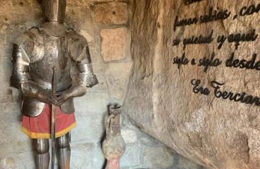 Magnífico Castillo privado, elevado en la roca - Foto 10