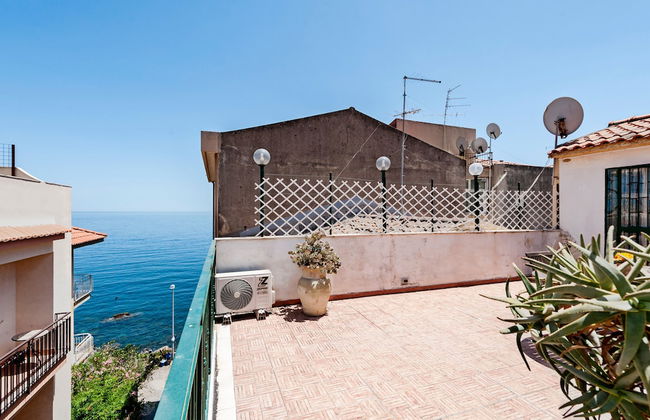 Sunrise Apartments by Wonderful Italy - Photo 23