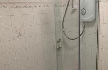 Squirrel Away Apartment Crieff - Photo 34