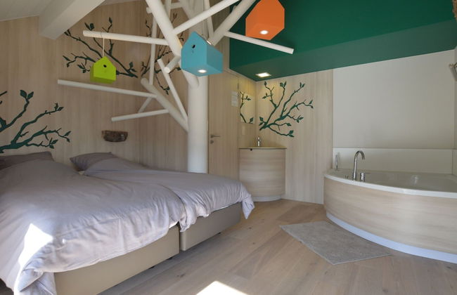 Chic Retreat Near Lake & Fens - Photo 9