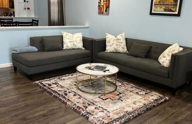 Charming home in heart of St Joseph 30 Plus days - Foto 20