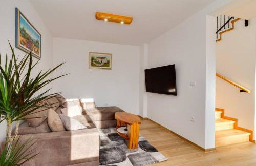 Villa NIMA - Holiday house with private pool - Foto 17