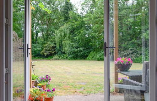 Oakdene Lodge - Photo 4