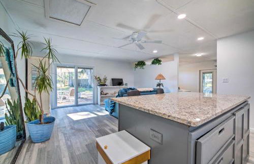 Waterfront Studio with Dock Access in Inglis! - Foto 12