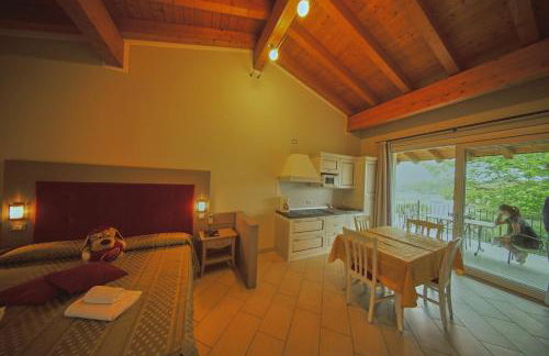 Garda Hill Boutique Apartments with Panoramic Pools e Agriturismo - Foto 24