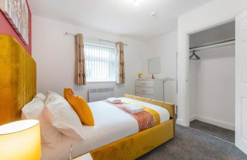 NEW! Stylish 5-Bed Apartment in Stockton-on-tees by Stay With Us, Perfect for Contractors & Large Groups, FREE Parking! - Foto 5