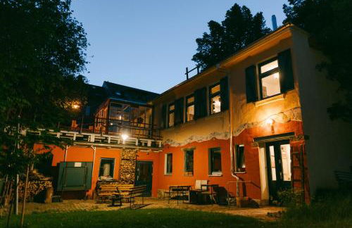 The Upholstery Tinyhouse Deluxe Eco Chalet Kreativ Citynah - Foto 1