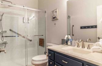 Breathtaking Lake Fernan Views & Cozy Comforts - Foto 38