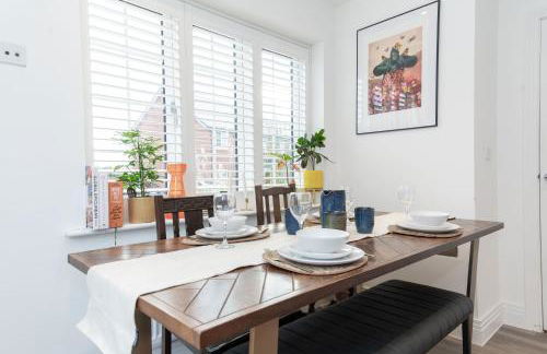 Sleeps 8, off-road parking for 3 cars, pet friendly, welcome hamper - Foto 10