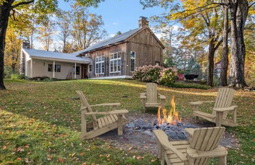 Modern Lux Cabin w Mtn Views and Fire Pit - Foto 27