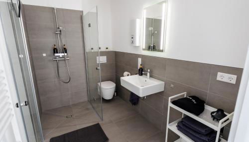 air bumble bee - Foto 2, Shower