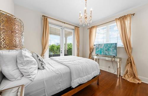 Near the Beach • Pool & Jacuzzi • Waterfront Villa - Foto 12