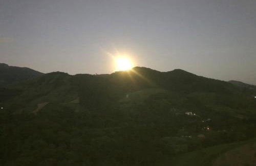 Chalé Bem-te-vi Vista espetacular da Serra da Mantiqueira - Foto 12