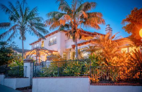 Mediterranean-Style Villa in Point Loma - Foto 47