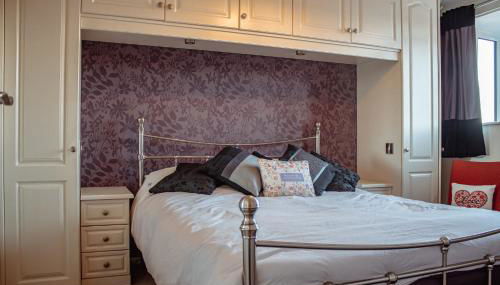 Spacious 5-Bed Detached Home in Charming Tadcaster - Foto 4