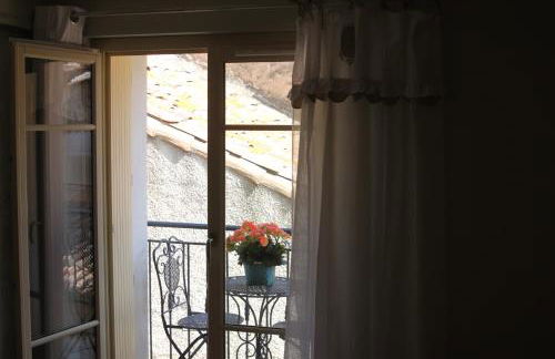 CHARMANTE MAISON - Meublé de Tourisme 2 étoiles "LOURECANTOU" - Foto 2