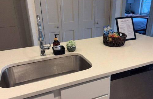 Riverwalk Luxury Condo Steps to DT Free Parking - Foto 8