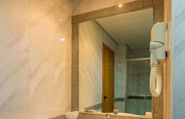 VIP Executive Suites Maputo Hotel - Photo 15