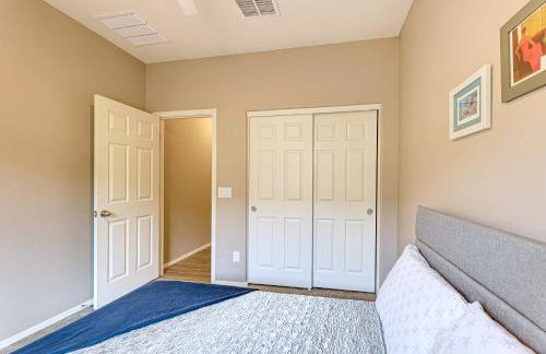 Quiet Casa Grande House Next to Villago Park! - Foto 10