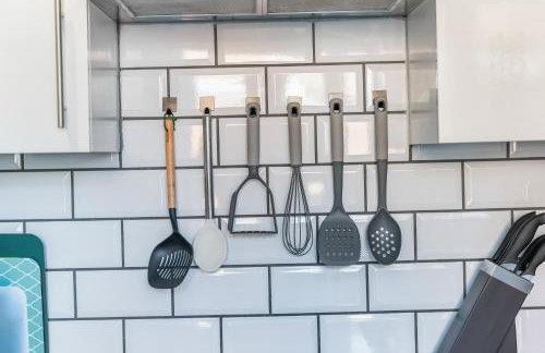 #82 Stylish Shirley Home - Sleeps 8 - NEC Solihull BHX - " Perfect for Contractors and Families - Free Parking" - Foto 13