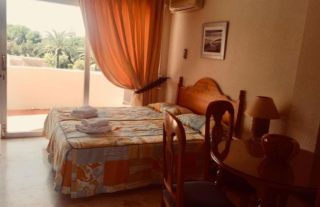 Apartamentos Coronado - Foto 4