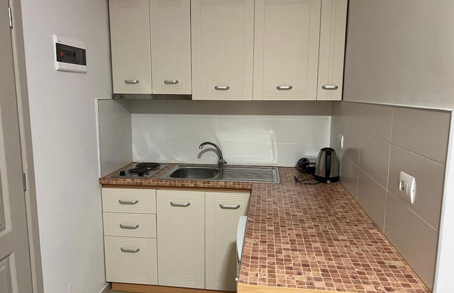 Thoma's K Studios - Photo 40