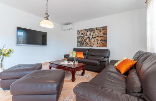 Villa Jakov - Photo 10