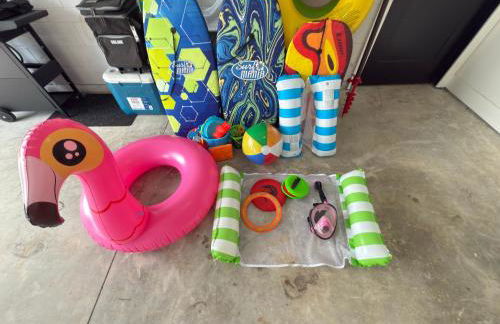 The C House - Photo 48