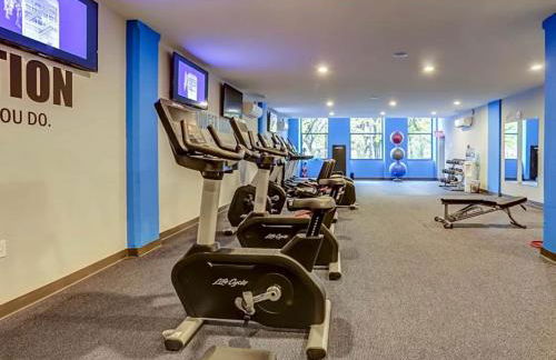 XL Studio - Studio with Pool & Scenic Rooftop - Foto 27