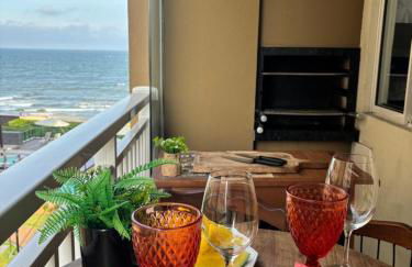 Apartamento Frente Mar, Churrasqueira, Piscina, Jacuzzi, 20 Minutos do Beto Carrero - Foto 15
